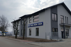 Świat paneli drzwi i okien Chrzanów litery blokowe